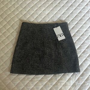 NWT ZARA SKIRT